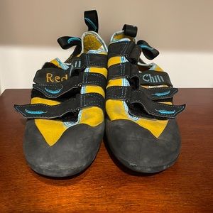 Women’s climbing shoes